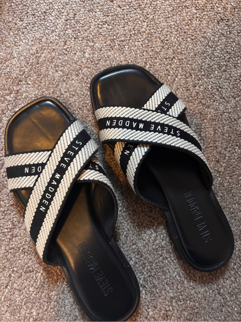 Steve Madden Black and White Crossband Slide Mules